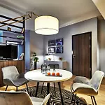 Hotel Nyx By Leonardo 4*