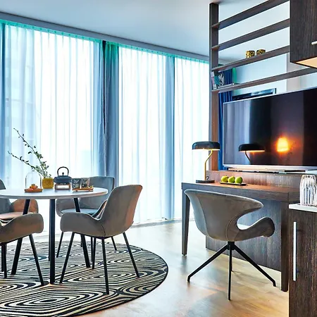 Hotel Nyx By Leonardo 4*