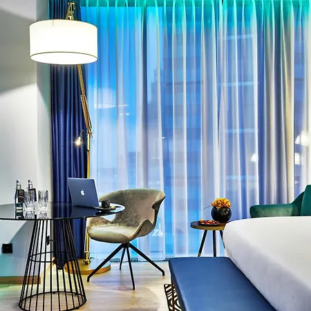 Hotel Nyx By Leonardo 4*