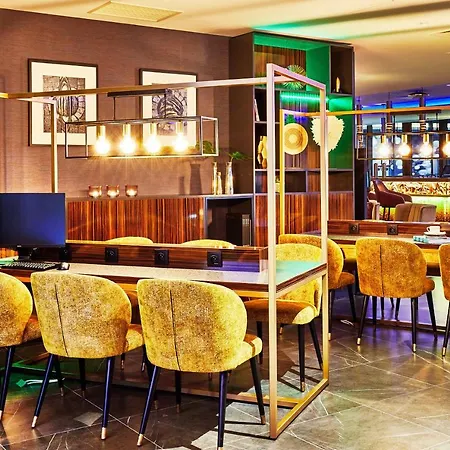 Hotel Nyx By Leonardo 4*
