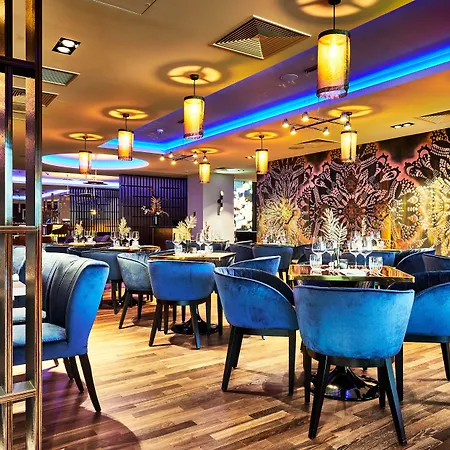 Hotel Nyx By Leonardo 4*